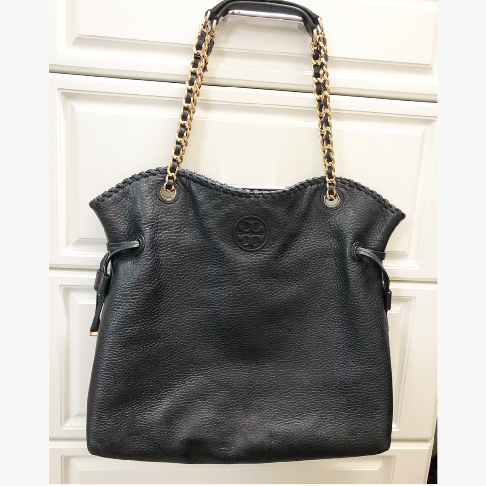 NWOT Tory Burch Marion Shoulder Tote w/ Gold Chain